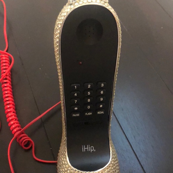 Telephone - Picture 3 of 3